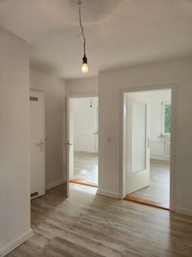 Flur - 2 Zimmer Etagenwohnung zum Kaufen in Kronshagen