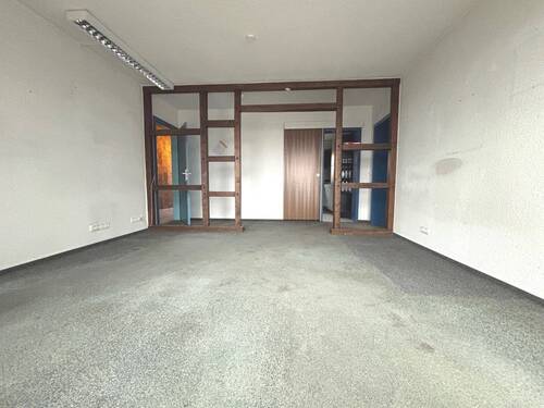 Teilansicht vom Wohnzimmer im Erdgeschoss - 