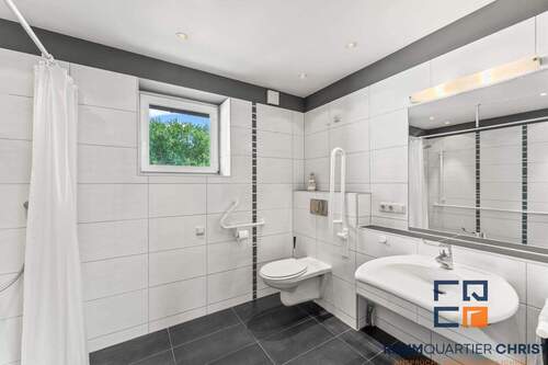 behindert gerechtes Badezimmer - 