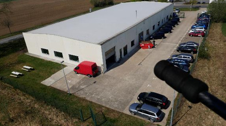 Luftaufnahme - 1 Zimmer Mehrfamilienhaus, Wohnhaus zum Kaufen in Bobritzsch-Hilbersdorf