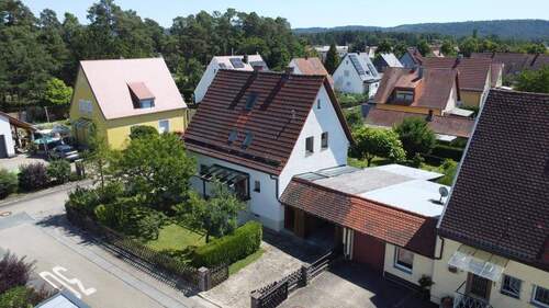Herrliches Eckgrundstück - 5 Zimmer Einfamilienhaus in Mühlhausen