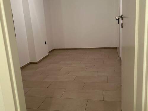 IMG_7963.JPG - Gewerbeobjekt (Büro, Produktion, Verkauf) in Villingen-Schwenningen