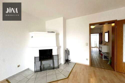 wohnzimmer-verkauf-joena - Gemütliche 2-Zimmer Wohnung mit TG Stellplatz