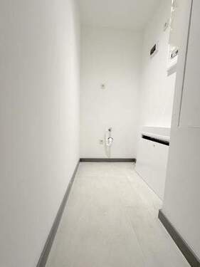 Abstell- Waschraum - 