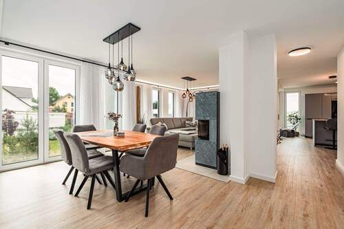 Der kombinierte Wohn- Essbereich - 