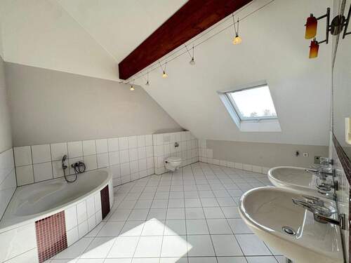 646362701_1586013123534593_7170964556231526031_n.jpg - 