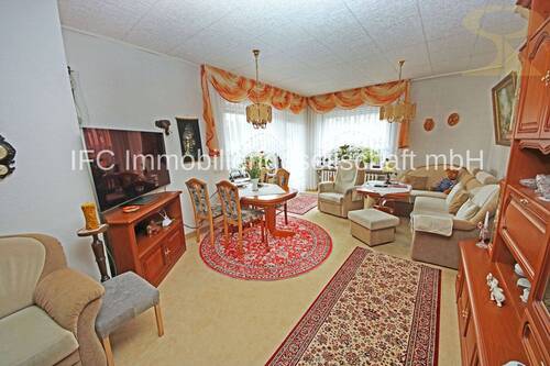 Wohnzimmer im EG - 