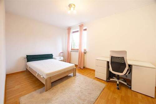 weiteres Schlafzimmer - 