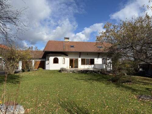 Außenansicht - Gartentraum für Singles und Paare - helle 2,5 Zimmer Wohnung in Wessobrunn