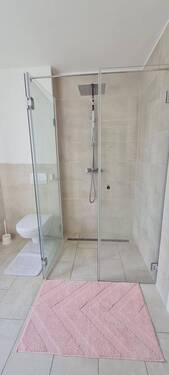 Ansicht ebenerdige Dusche.jpg - 