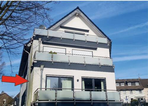 Rückseite von dem Wohnhaus.jpg - 4 Zimmer Etagenwohnung zum Kaufen in Haan