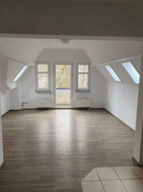 Wohn / Essbereich - Wunderschöne 2-Zimmer Wohnung Barrierefrei für Senioren