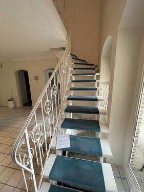 TREPPE zum OG - 