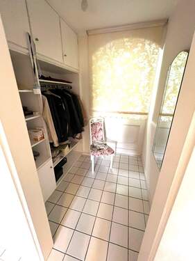 GARDEROBE - 