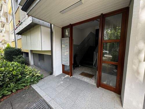 Eingang - 3 Zimmer Etagenwohnung in Bremen