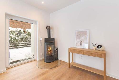 Wohlige Wärme an kalten Tagen - 5 Zimmer Einfamilienhaus in Hamburg