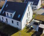 Nord-Westansicht Drohnenaufnahme - 5 Zimmer Doppelhaushälfte zum Kaufen in Erlangen