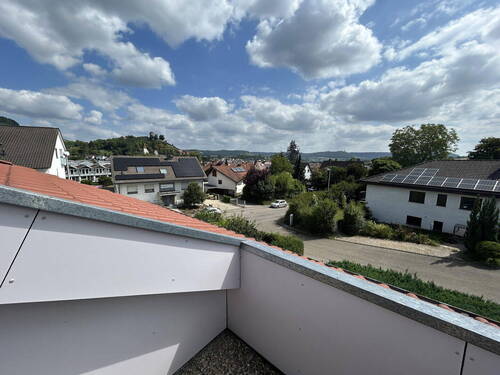 Bild 1 - 3 Zimmer Wohnung*Burgblick*hohe Decke*Stellplatz*