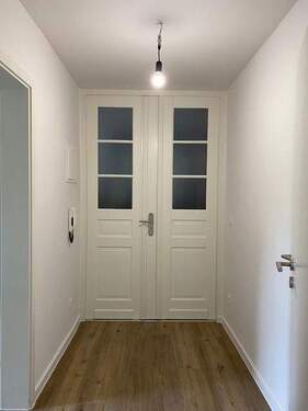 Eingang - 2 Zimmer Etagenwohnung zur Miete in Zwickau