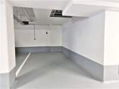 Tiefgaragenstellplatz 2 - 