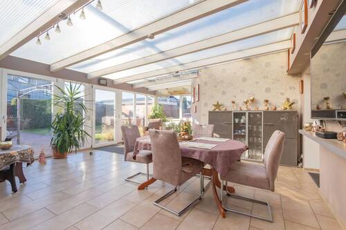 Essplatz im Wintergarten - 