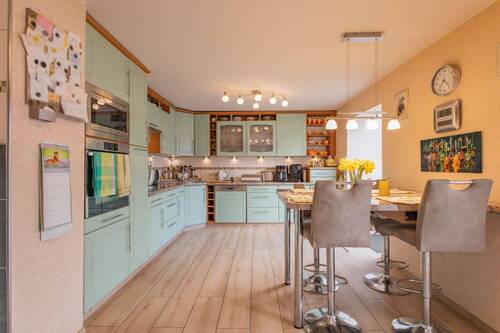 Küche mit Essplatz - 