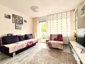 Wohnzimmer 2 - 3 Zimmer Etagenwohnung zum Kaufen in Bad Friedrichshall