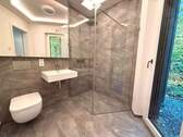 En-Suite Bad im EG - 