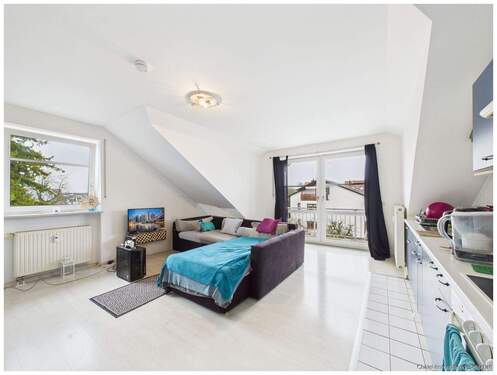 Wohnraum - 1 Zimmer Etagenwohnung zum Kaufen in Moosinning