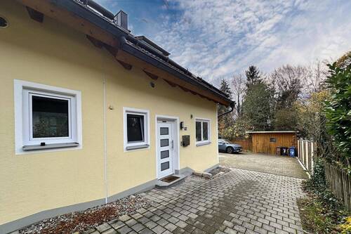 Ansicht Eingangsbereich - 5 Zimmer Reihenendhaus in Grafrath