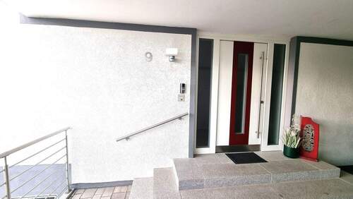 Hauseingangsbereich - Etagenwohnung in Herzogenaurach zum Kaufen