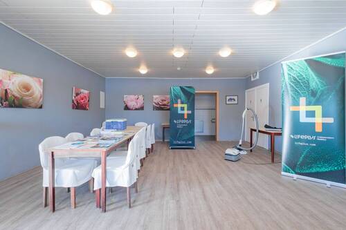 Veranstaltungsraum 1 - 8 Zimmer Mehrfamilienhaus, Wohnhaus zum Kaufen in Breiholz