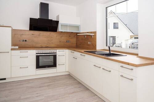 Einbauküche - 4 Zimmer Doppelhaushälfte zur Miete in Ventschow