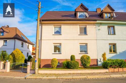 Haus - 6 Zimmer Mehrfamilienhaus, Wohnhaus zum Kaufen in Aschersleben