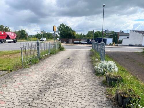 Grundstückseinfahrt - 