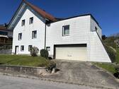 Bild 2 - 9 Zimmer Mehrfamilienhaus, Wohnhaus zum Kaufen in Fürstenzell