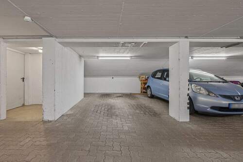 Tiefgaragenstellplatz - 