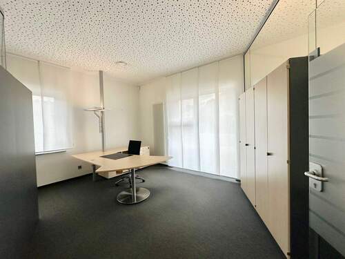 Büro 2 Erdgeschoss - 