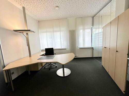 Büro 3 Erdgeschoss - 