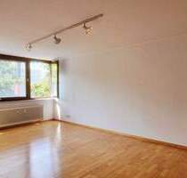 Gut geschnittene 3-Zimmer Wohnung mit 86 m² WF & 12 m² Loggia! - München Schwabing-West