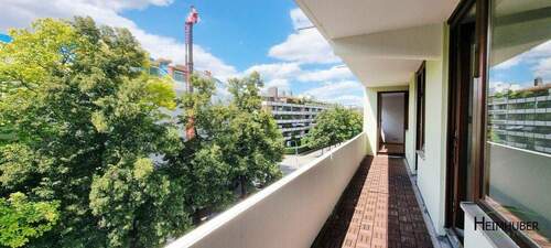 Loggia - Etagenwohnung mit 86,80 m&sup2; in München zum Kaufen
