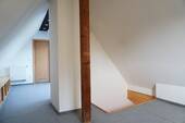 Nurtfläche im Spitzboden - 