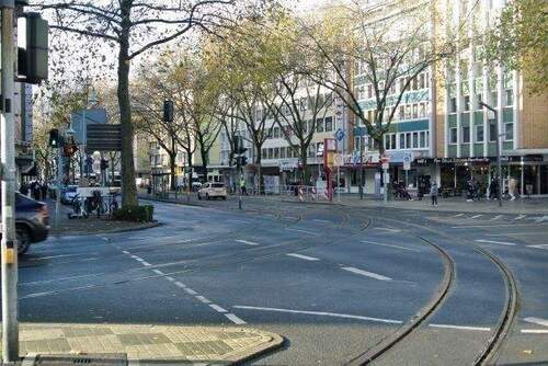 Außenansicht - 2 Zimmer Mehrfamilienhaus, Wohnhaus zum Kaufen in Mülheim an der Ruhr