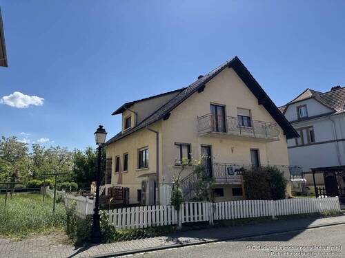 Hausansicht - Top-gepflegtes Einfamilienhaus in Lauterbourg (Frankreich) - in direkter Grenznähe zu Deutschland
