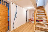 KG - Treppe, Flur - 