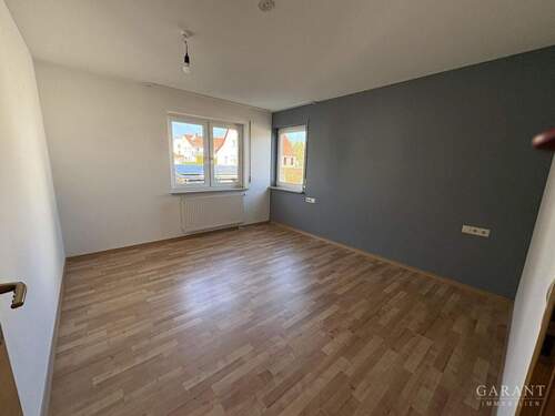 Schlafzimmer - 3 Zimmer Etagenwohnung zur Miete in Mutlangen