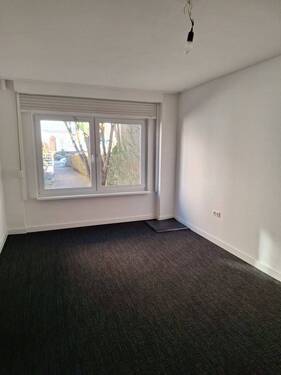 Schlafzimmer_1.jpg - Mehrfamilienhaus, Wohnhaus mit 50,00 m&sup2; in Bochum zur Miete