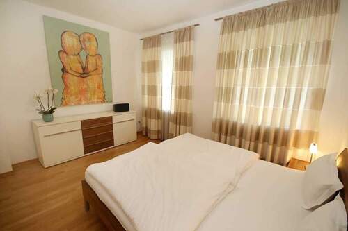 Schlafzimmer - 2 Zimmer Etagenwohnung in Düsseldorf