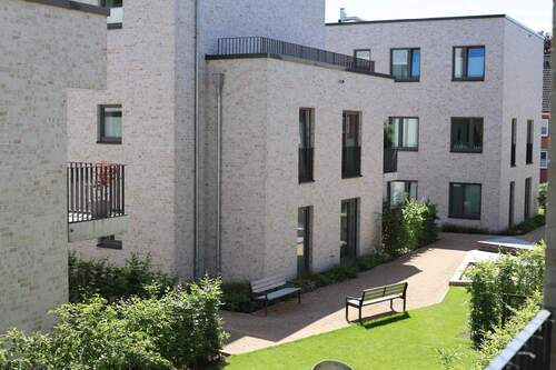 Herzlich Willkommen ! - Familiennest mit Zukunft inkl. Tiefgaragenstellplatz - modern, effizient, zum Verlieben