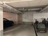 Ihr Tiefgaragenstellplatz- mit Abstellmöglichkeit für Ihr Fahrrad - 